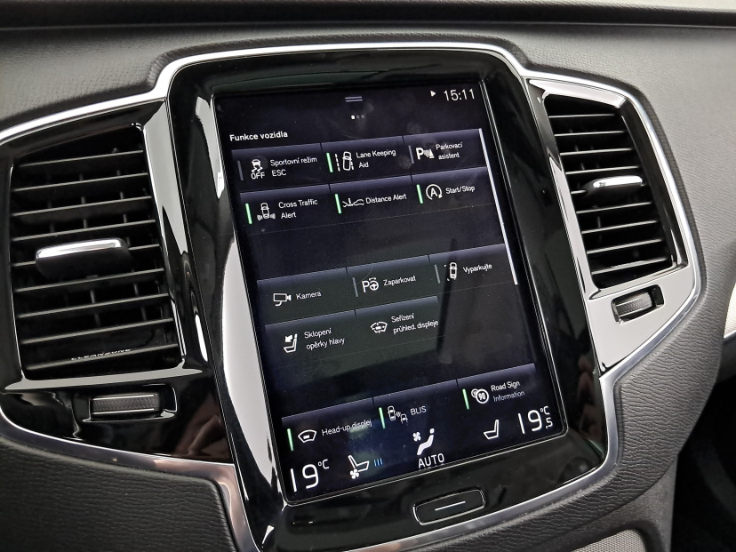 Volvo XC90, 2015