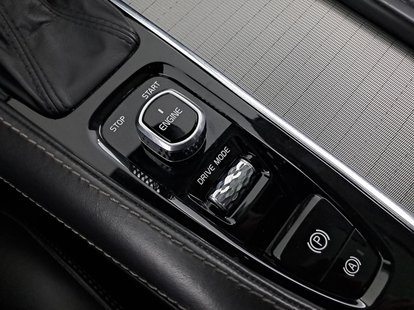 Volvo XC90, 2015