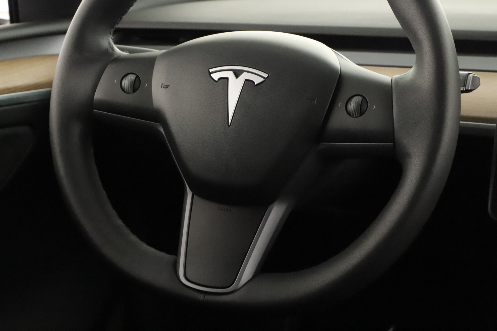 Tesla Model Y - 2022