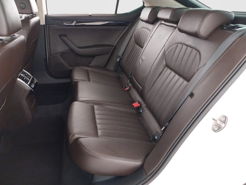 Škoda Superb, 2016