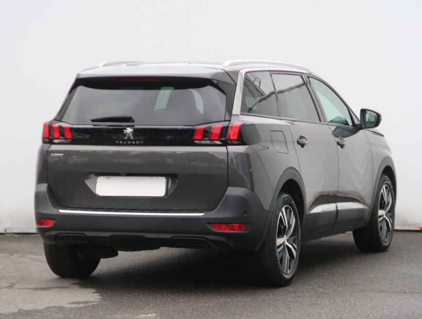 Peugeot 5008, 2018