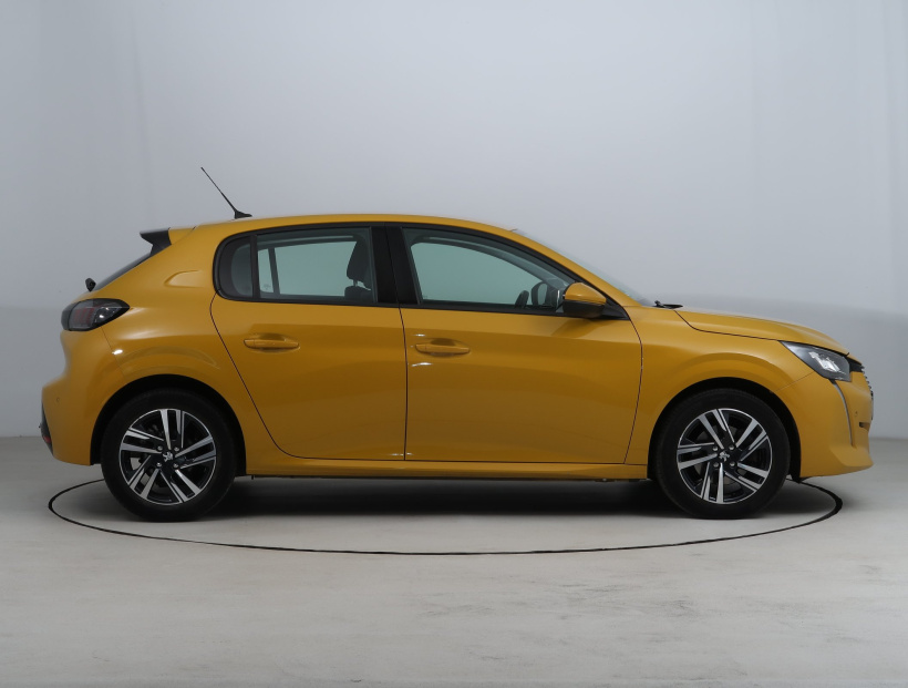 Peugeot 208, 2020