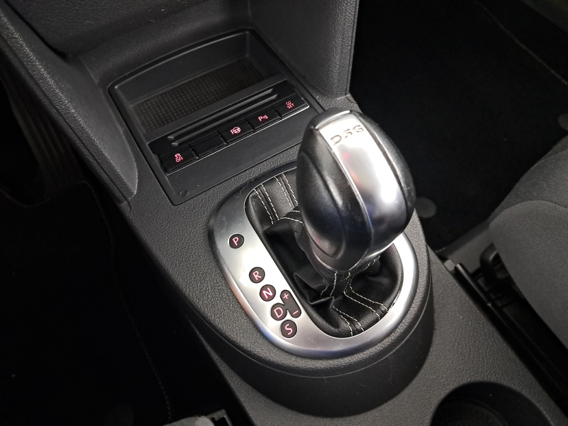 Volkswagen Touran, 2012
