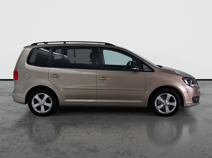 Volkswagen Touran, 2012