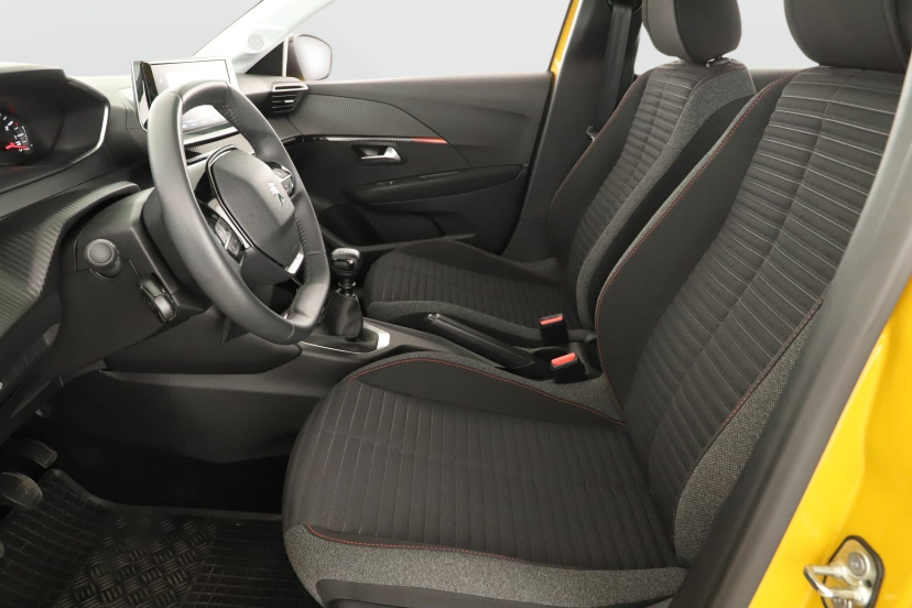 Peugeot 208, 2021