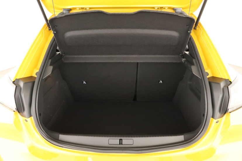 Peugeot 208, 2021