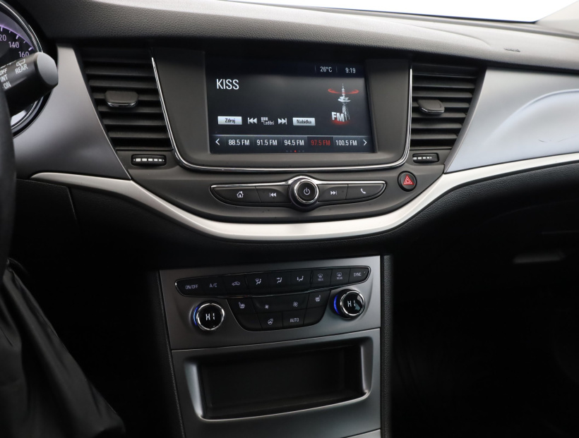 Opel Astra, 2018