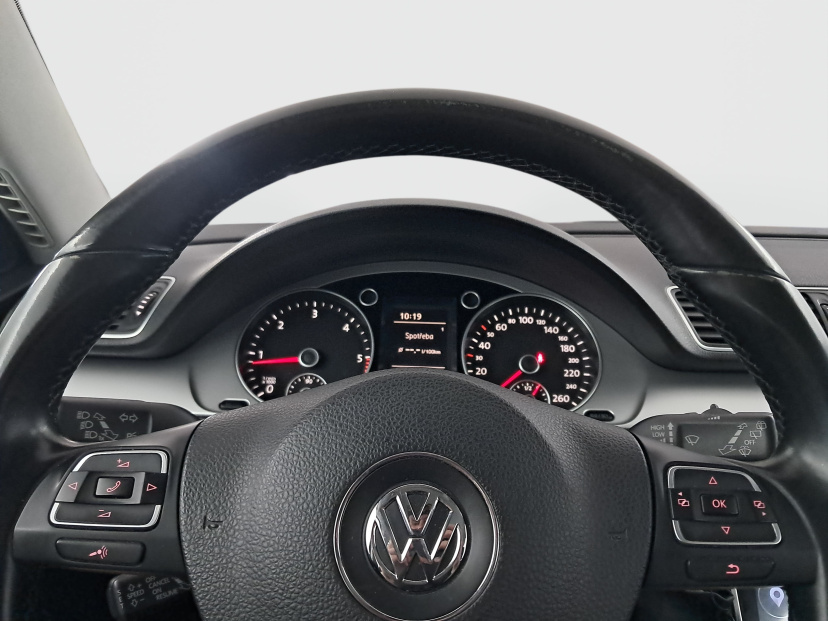 Volkswagen Passat, 2013
