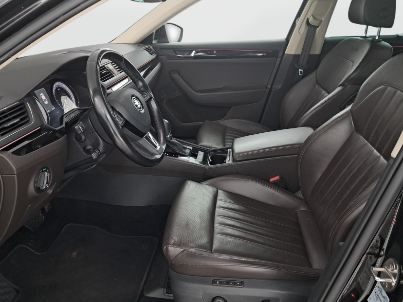 Škoda Superb, 2017