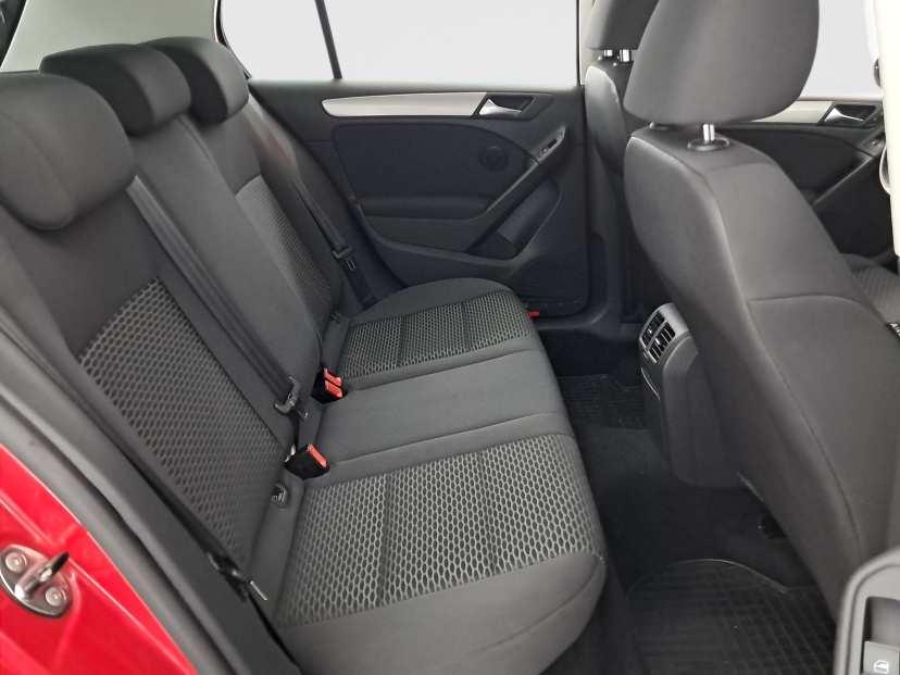 Volkswagen Golf, 2011