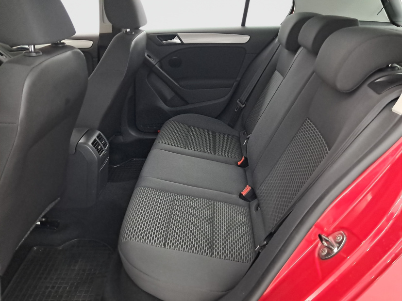 Volkswagen Golf, 2011