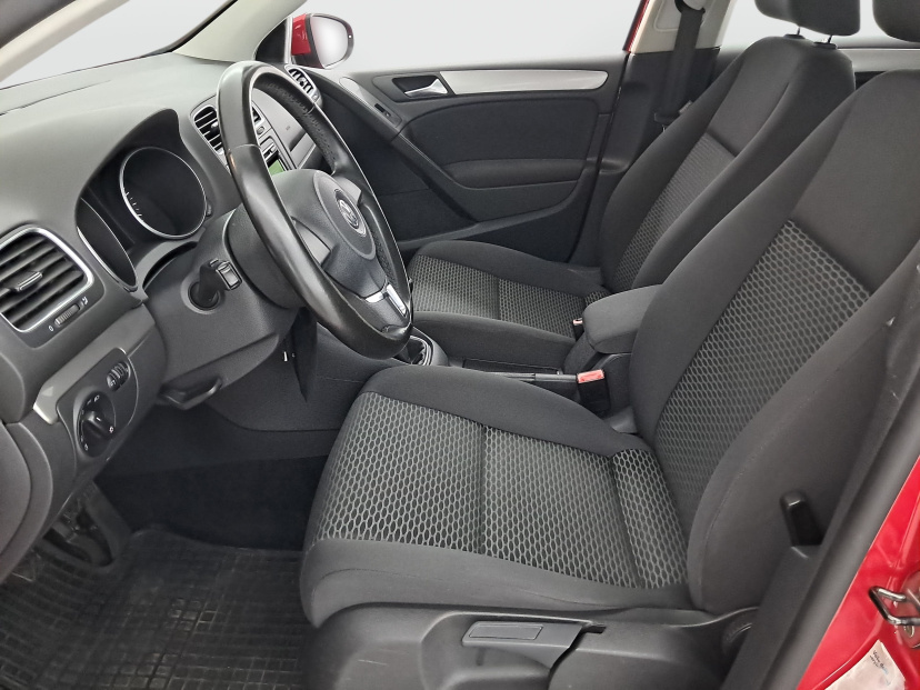 Volkswagen Golf, 2011