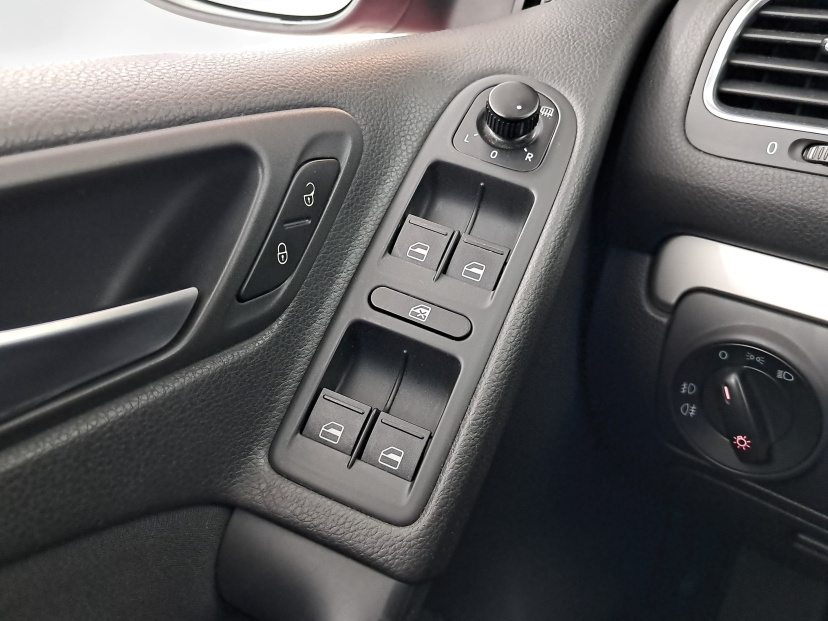 Volkswagen Golf, 2011