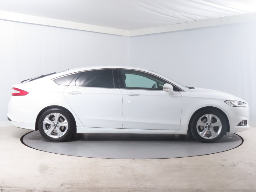 Ford Mondeo, 2015