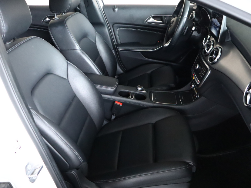 Mercedes-Benz GLA, 2018
