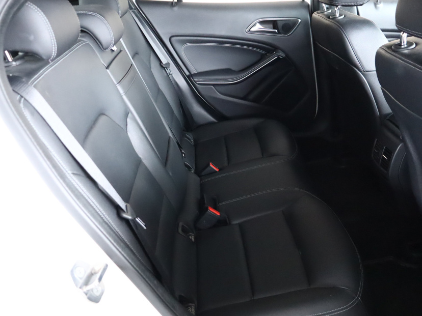 Mercedes-Benz GLA, 2018