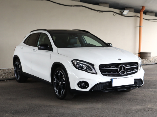 Mercedes-Benz GLA 220 4MATIC