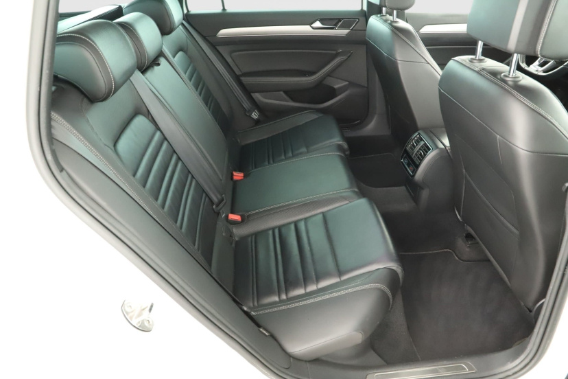 Volkswagen Passat, 2019