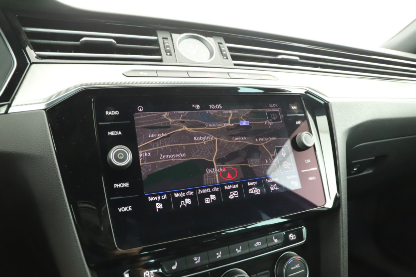Volkswagen Passat, 2019