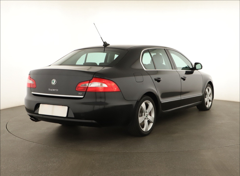 Škoda Superb, 2008