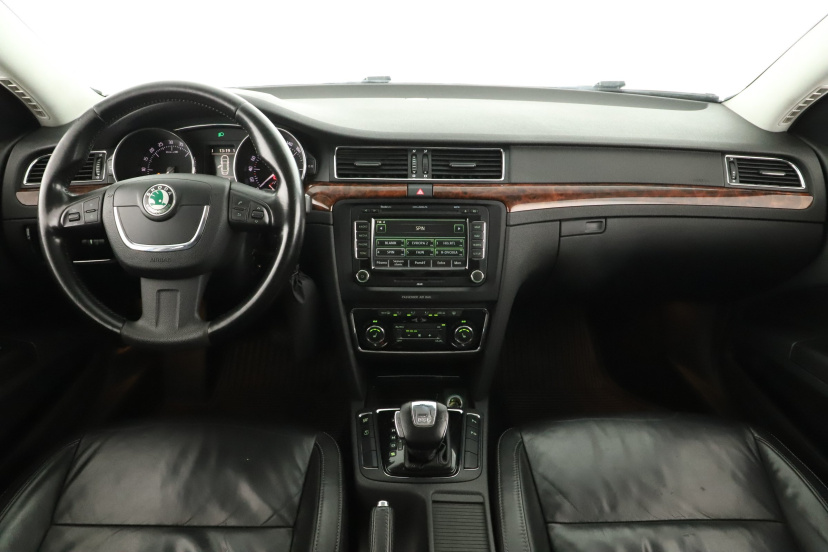 Škoda Superb, 2008