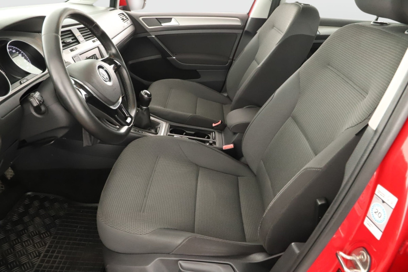 Volkswagen Golf, 2015