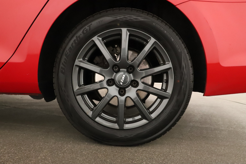 Volkswagen Golf, 2015