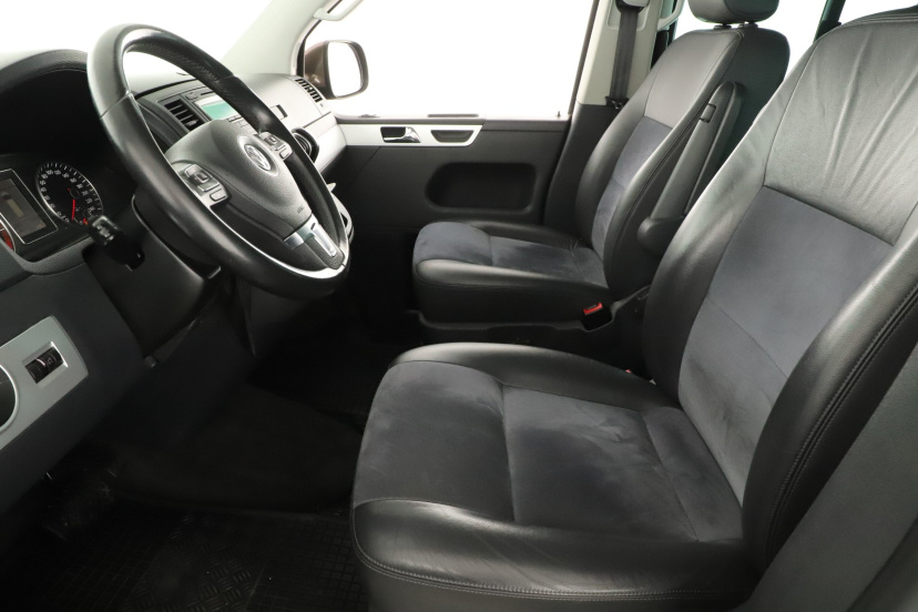 Volkswagen Multivan, 2013
