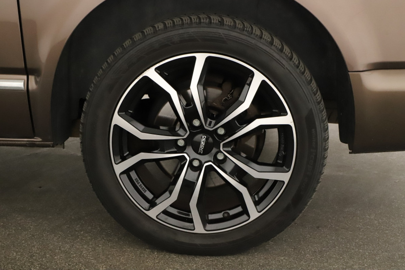 Volkswagen Multivan, 2013