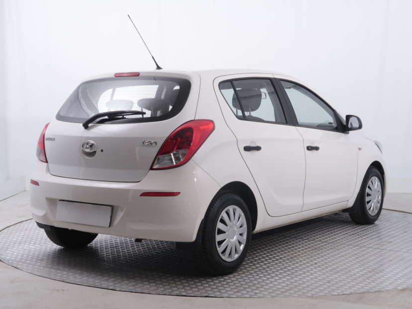 Hyundai i20, 2013