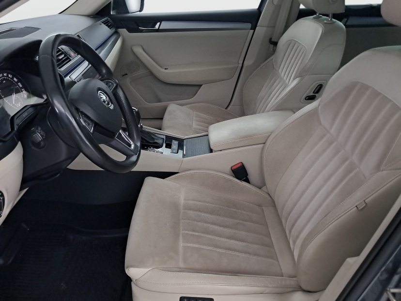 Škoda Superb, 2015