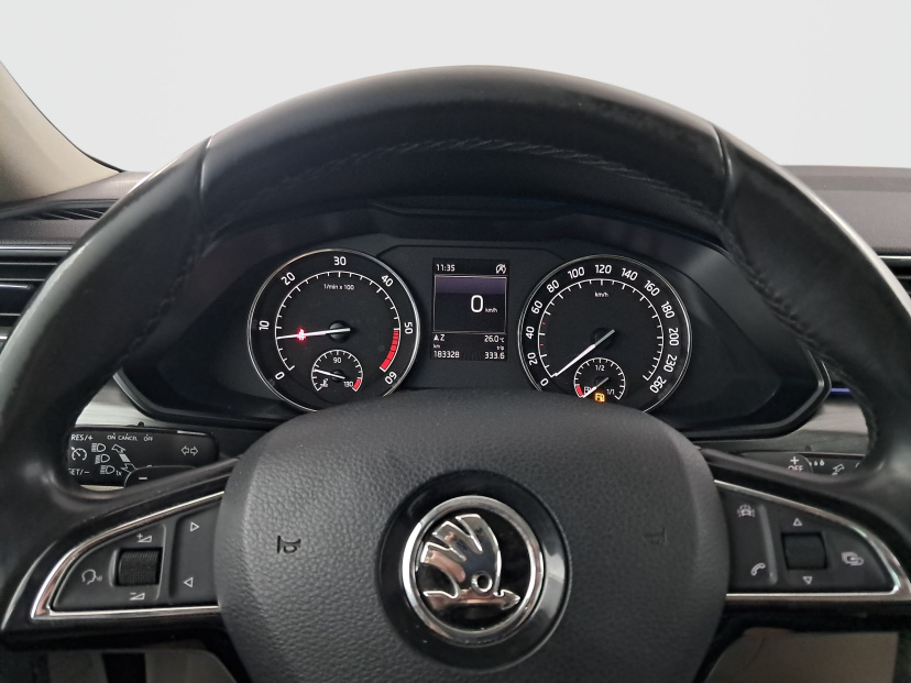 Škoda Superb, 2015
