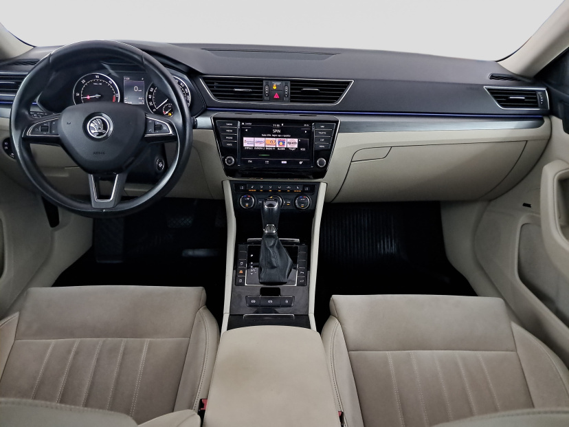 Škoda Superb, 2015