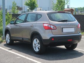 Nissan Qashqai - 2012