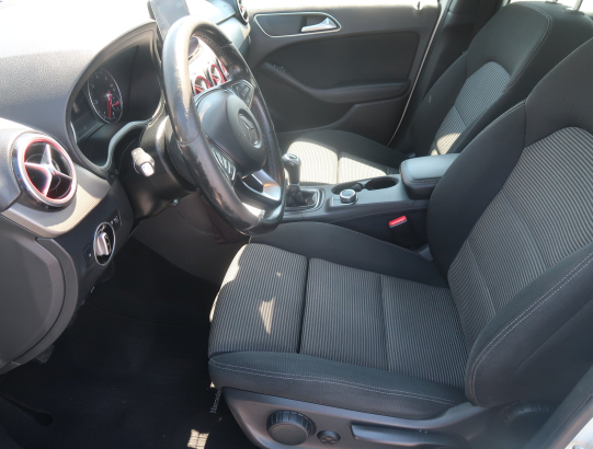 Mercedes-Benz B 200 CDI