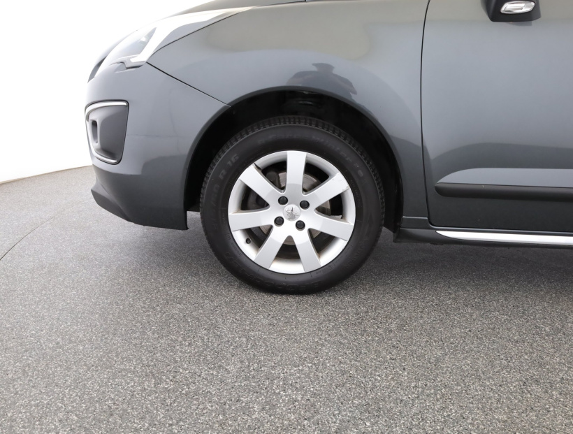 Peugeot 3008, 2015