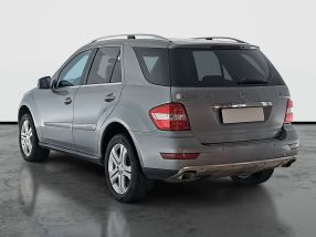 Mercedes-Benz ML - 2010