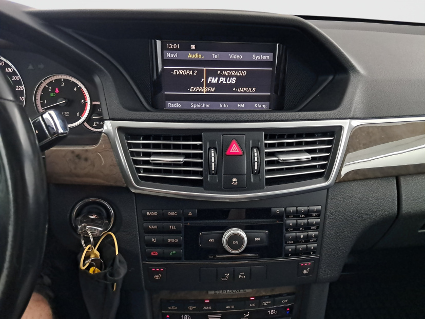 Mercedes-Benz E, 2009