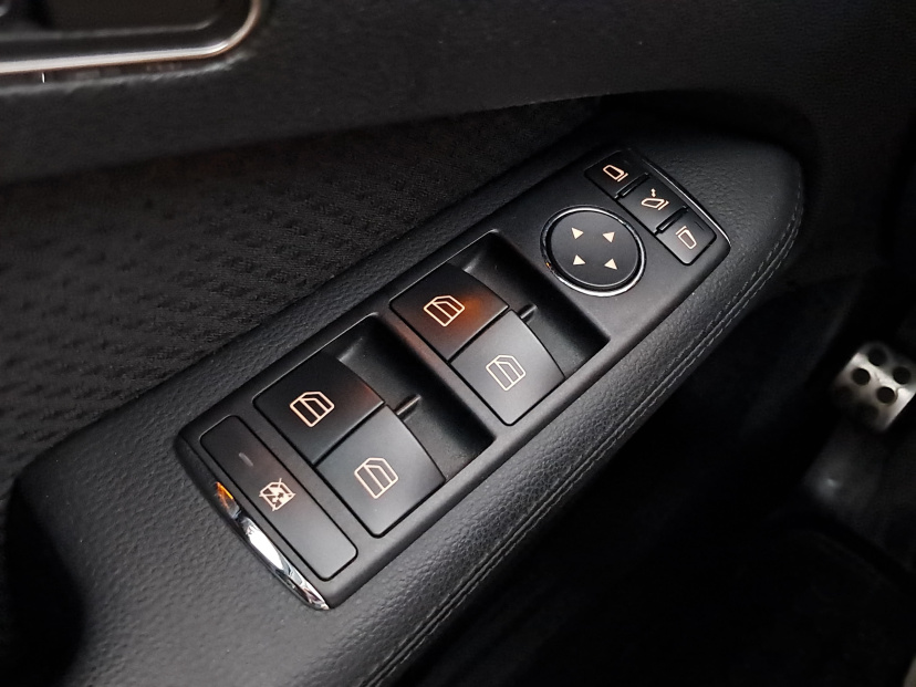 Mercedes-Benz E, 2009