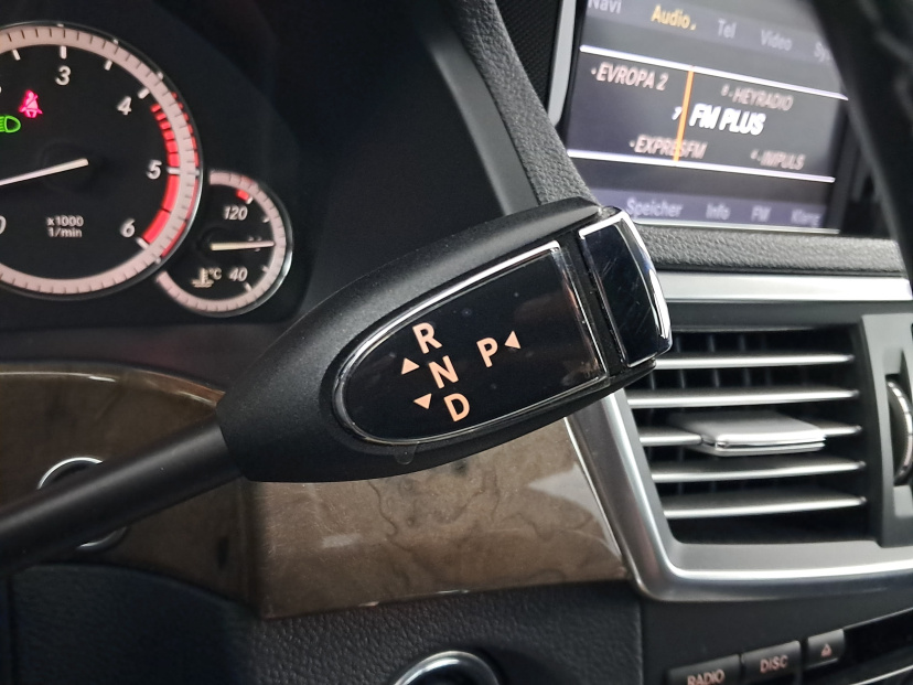 Mercedes-Benz E, 2009