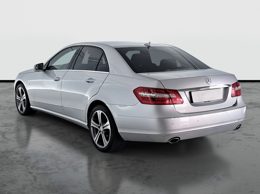 Mercedes-Benz E, 2009
