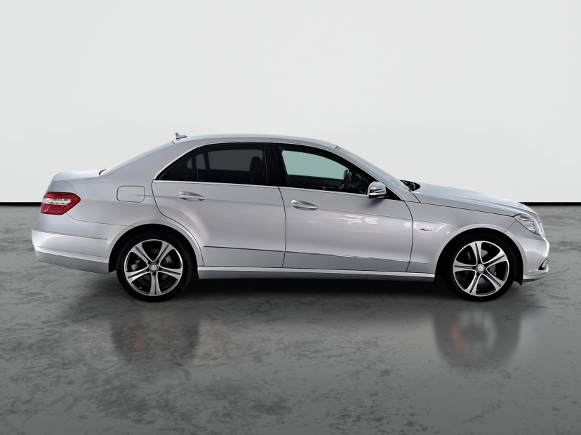 Mercedes-Benz E, 2009