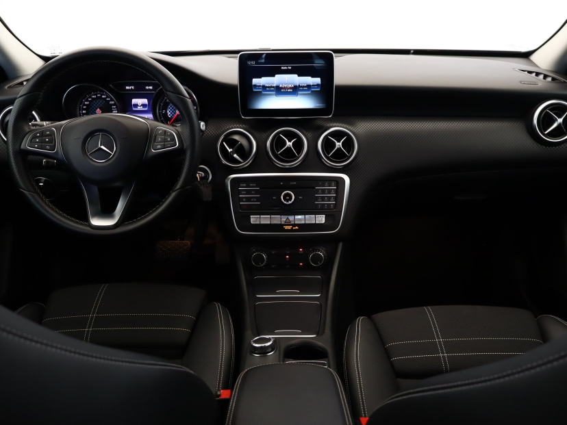 Mercedes-Benz A, 2016