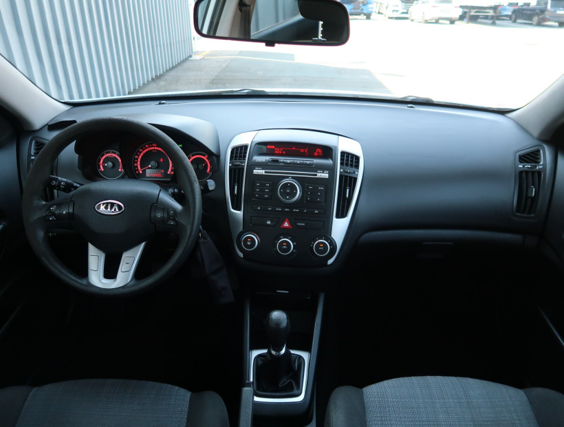 Kia Ceed, 2010