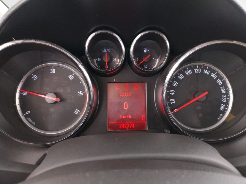 Opel Astra, 2010