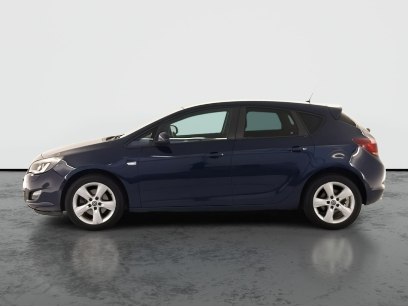 Opel Astra, 2010