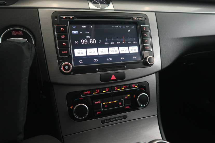Volkswagen Passat, 2011