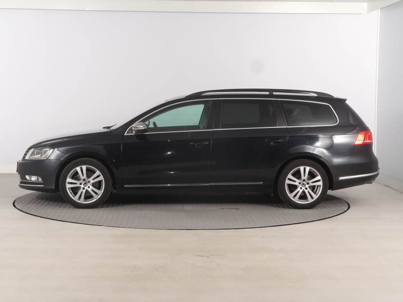 Volkswagen Passat, 2011
