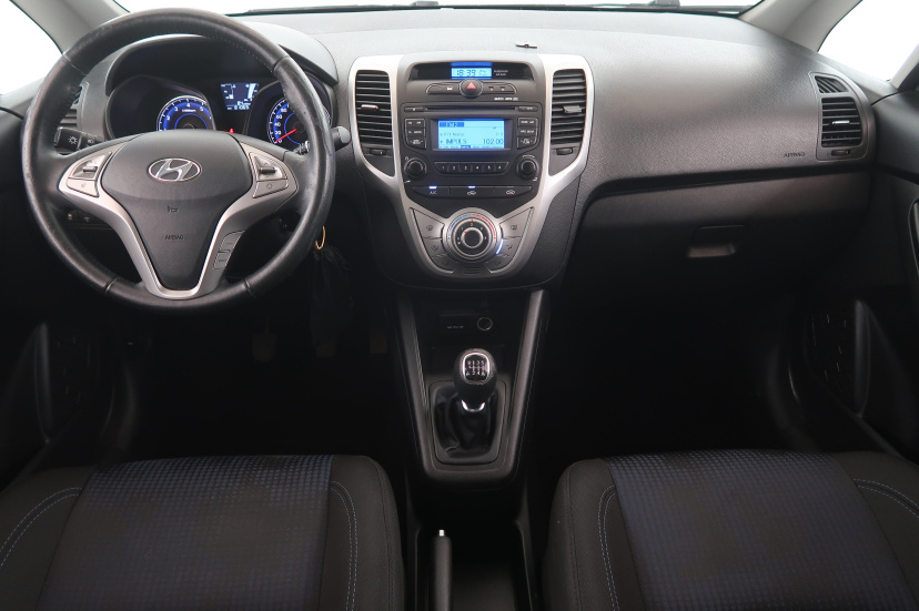 Hyundai ix20, 2012