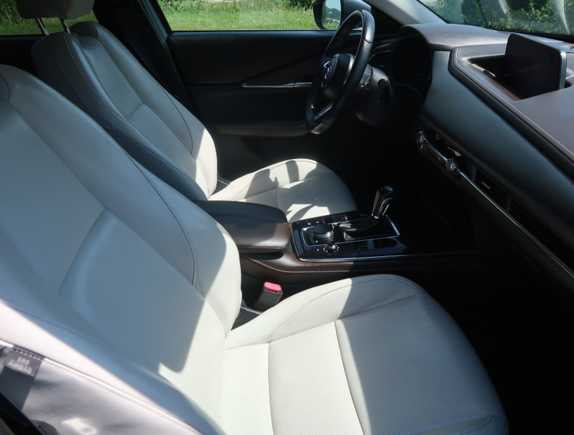 Mazda CX-30, 2020